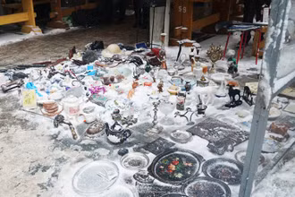Năm mới đi chợ đồ cũ ở Moscow