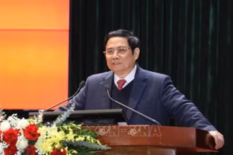 Trưởng Ban Tổ chức Trung ương Phạm Minh Chính phát biểu chỉ đạo Hội nghị. (Ảnh: Văn Điệp/TTXVN)