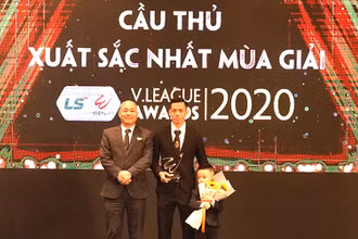 Văn Quyết dẫn đầu cả ba cuộc bầu chọn quan trong nhất năm 2020.