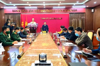 Ban chỉ đạo phòng, chống dịch tỉnh Quảng Ninh họp khẩn triển khai các biện pháp cấp bách phòng, chống dịch Covid-19.