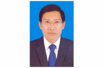Ông Lê Tuấn Phong, Phó Chủ tịch UBND tỉnh được bầu giữ chức vụ Phó Bí thư Tỉnh ủy Bình Thuận, nhiệm kỳ 2020 - 2025.