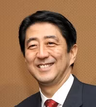 Thủ tướng Nhật Bản Shinzo Abe thăm chính thức Việt Nam