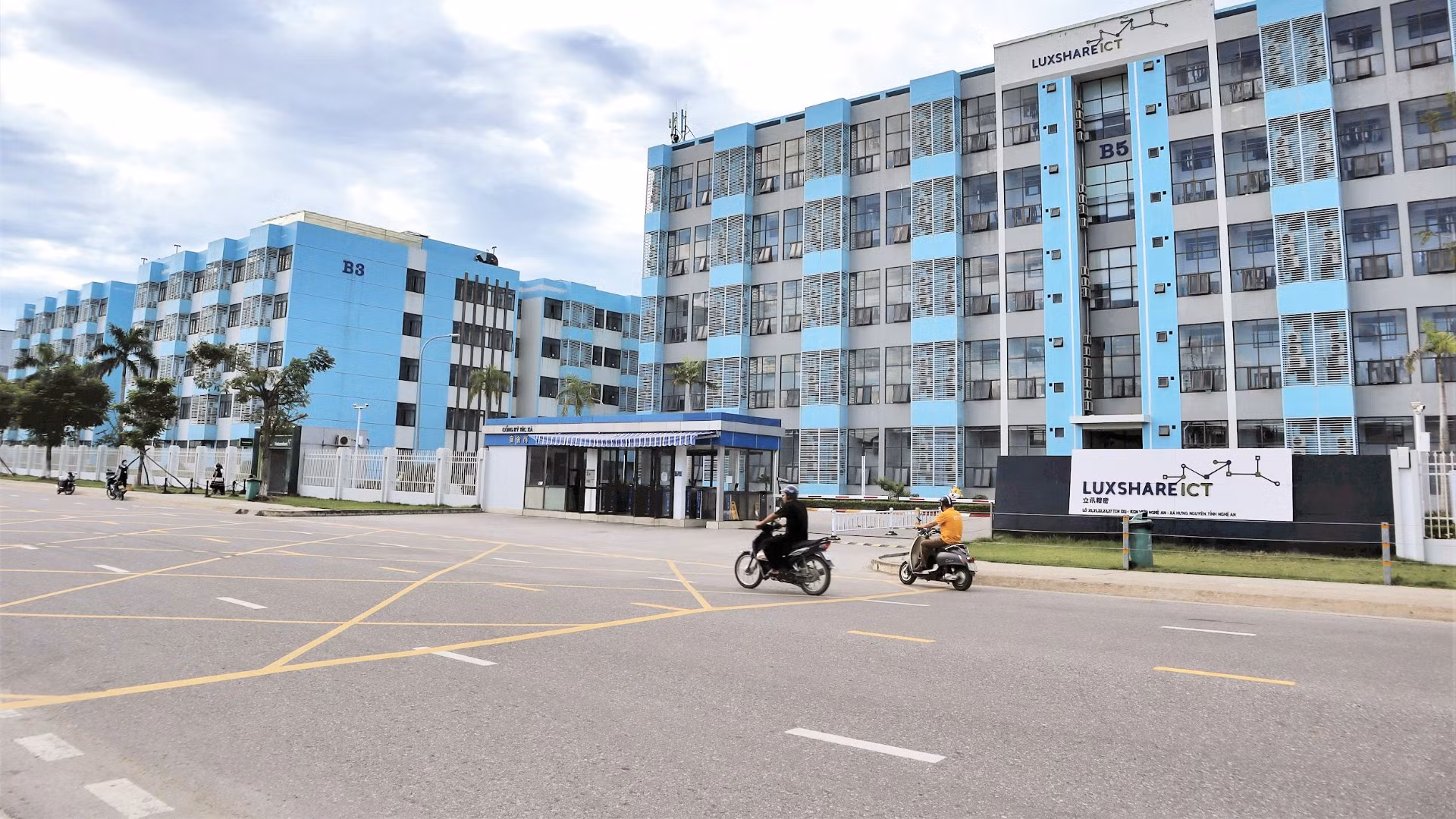 Khu nhà ở dành cho công nhân Công ty TNHH Luxshare-ICT Nghệ An. (Ảnh: TRUNG HIẾU)