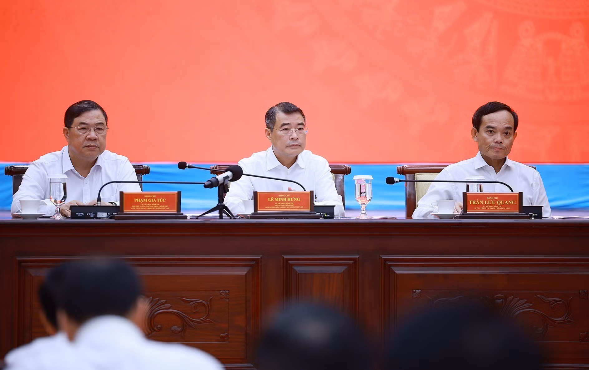 vna-potal-thu-tuonglam-viec-voi-ban-thuong-vu-thanh-uy-thanh-pho-ho-chi-minh-8824024.jpg