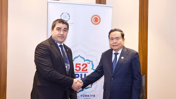 Chủ tịch Quốc hội Trần Thanh Mẫn gặp Chủ tịch Quốc hội Gruzia Shalva Papuashvili. (Ảnh: Doãn Tấn/TTXVN)