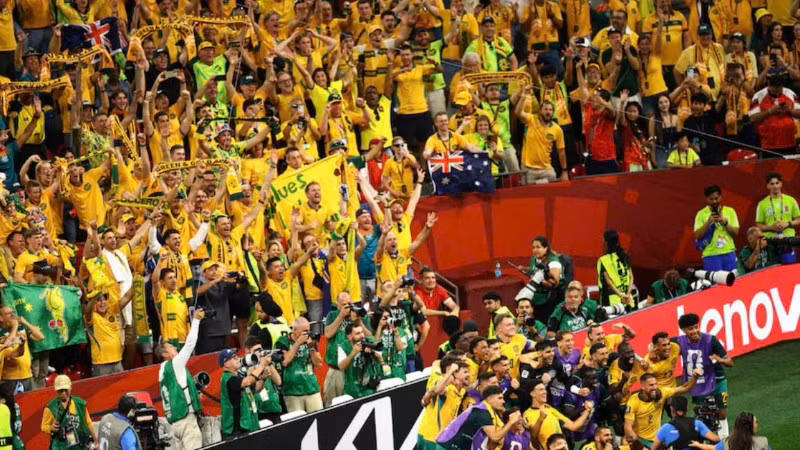 Australia đang nắm lợi thế lớn để giành tấm vé thứ hai của bảng D vào vòng knock-out. (Ảnh: FIFA)