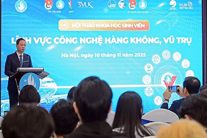 Giáo sư, Tiến sĩ Trần Hồng Thái, Phó Chủ tịch Thường trực Viện Hàn lâm Khoa học và Công nghệ Việt Nam phát biểu khai mạc hội thảo.
