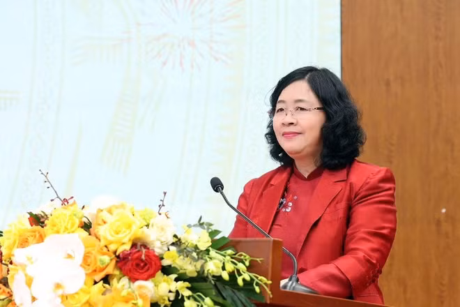Đồng chí Bùi Thị Minh Hoài ứng cử tại đơn vị bầu cử số 5, tỉnh Phú Thọ.
