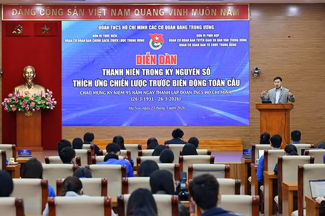 Đông đảo đoàn viên thanh niên tham gia diễn đàn.