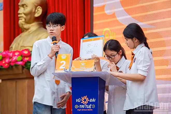 Thí sinh hào hứng tranh tài tại "Vũ đài trí tuệ" 2026.