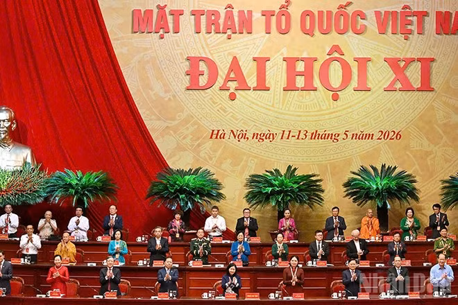 Đoàn Chủ tịch Đại hội đại biểu toàn quốc Mặt trận Tổ quốc Việt Nam lần thứ XI.