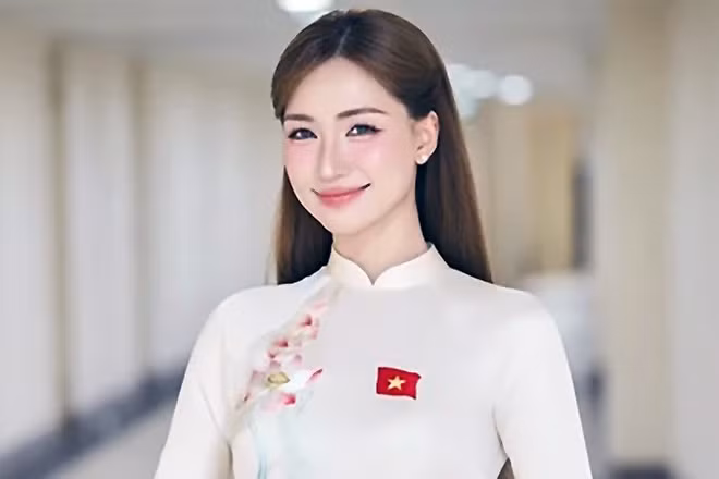 Ca sĩ Nguyễn Thị Hòa (Hòa Minzy) là một trong 20 "Thanh niên sống đẹp" năm 2025.