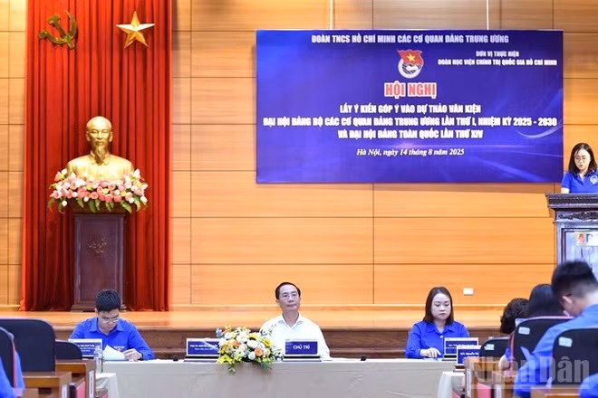 Toàn cảnh Hội nghị. 