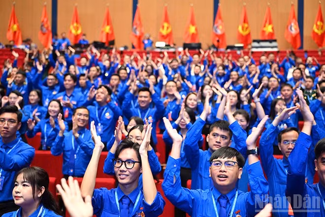 Các đại biểu tại phiên làm việc thứ nhất của Đại hội.
