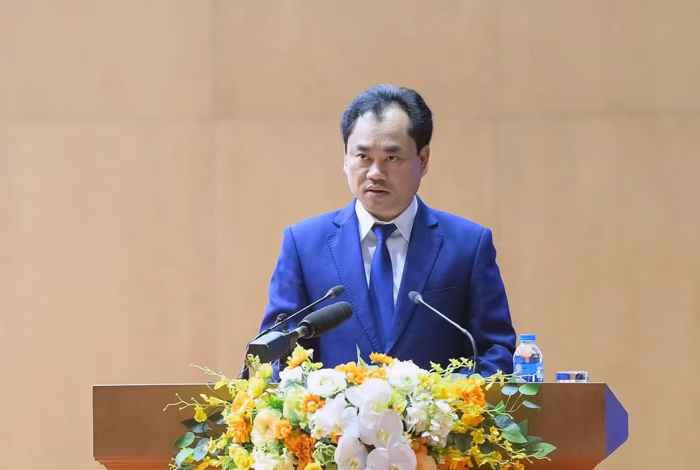 bi-thu-lao-cai-trinh-viet-hung-2.jpg