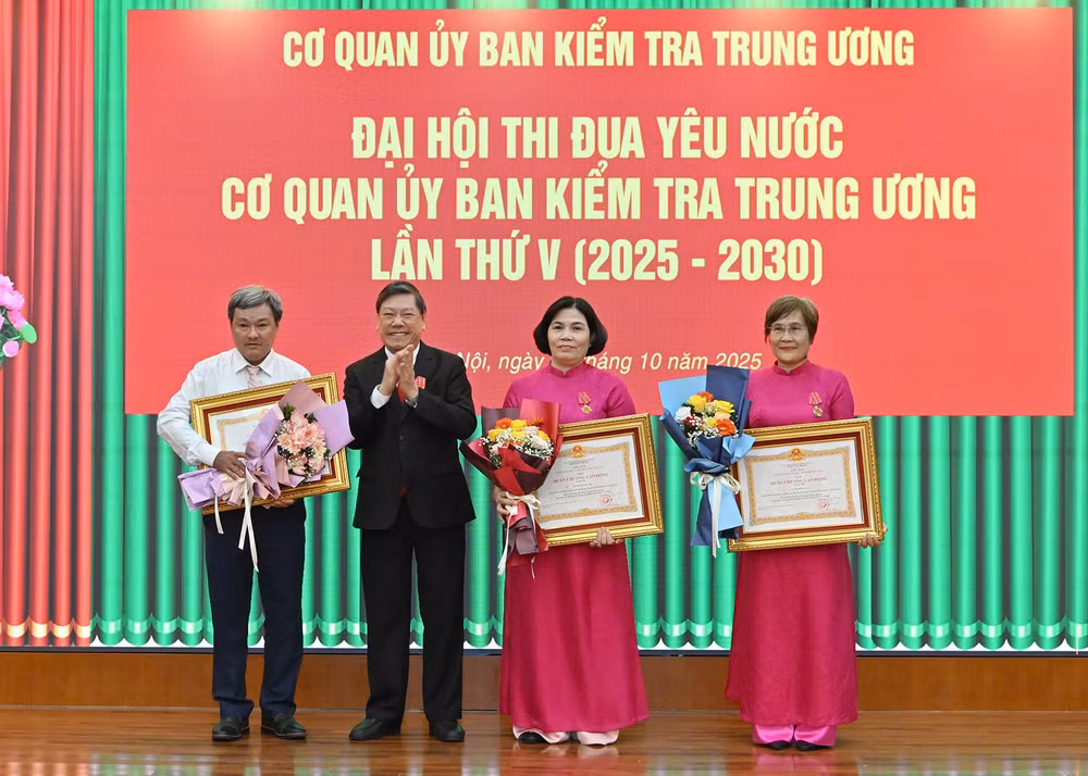 gen-h-hang-ba.jpg