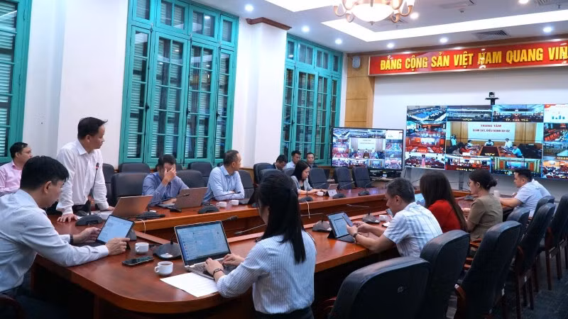 quang-canh-hoi-nghi-136.jpg