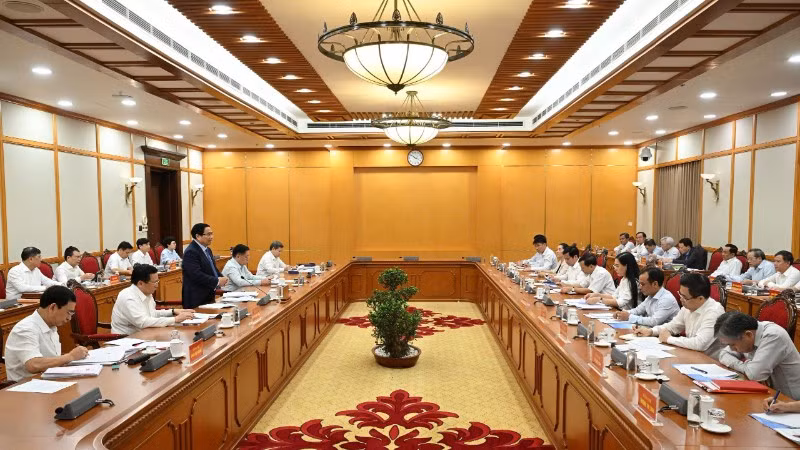 gen-h-voi-quang-ngia-8393.jpg