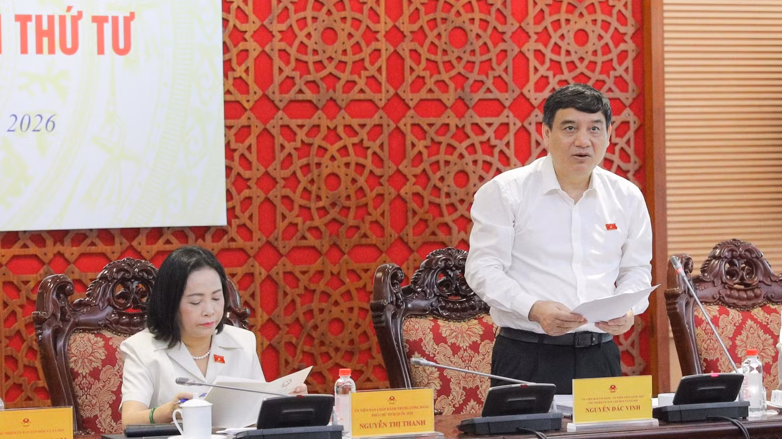 chu-nhiem-uy-ban-van-hoa-va-xa-hoi-nguyen-dac-vinh-7174.jpg