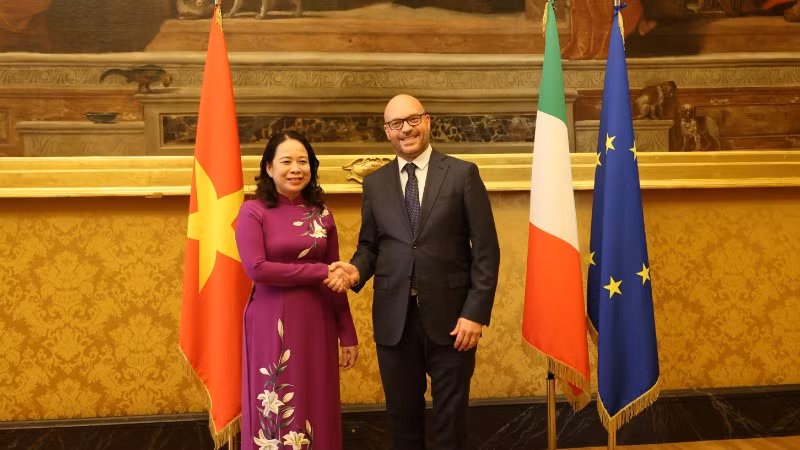 Phó Chủ tịch nước Võ Thị Ánh Xuân hội đàm với Chủ tịch Hạ viện Italia Lorenzo Fontana. (Ảnh: BNG)