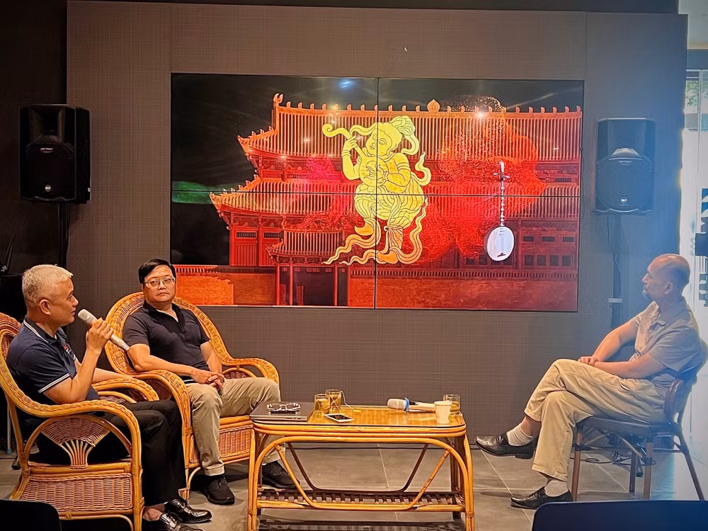 Không gian buổi tọa đàm.