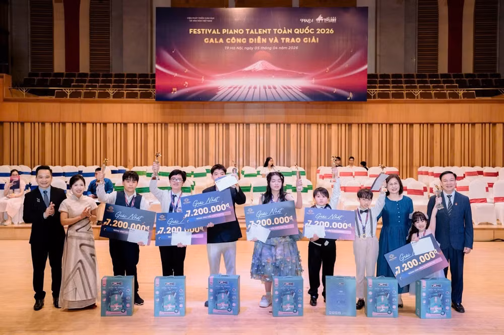 Vòng Chung kết có sự tham gia của 800 thí sinh xuất sắc.