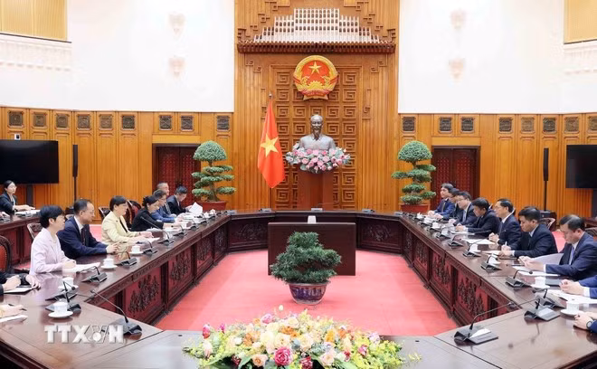 pho-thu-tuong-bui-thanh-son-tiep-pho-chu-tich-tinh-quang-dong-truong-quoc-tri-28-2.jpg