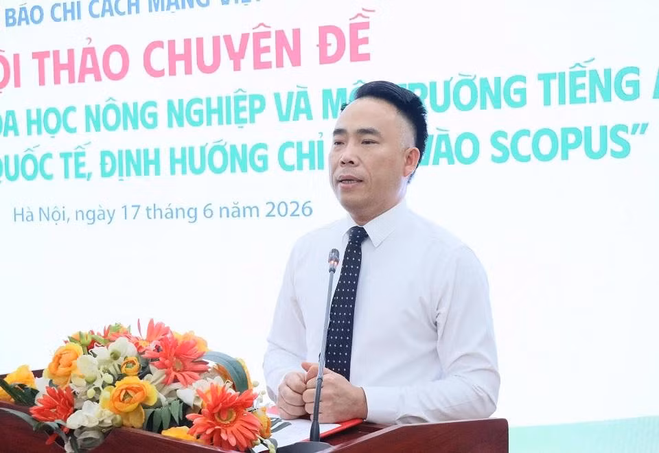 Tiến sĩ Đào Xuân Hưng, Tổng Biên tập Tạp chí Nông nghiệp và Môi trường phát biểu tại hội thảo. Ảnh: BTC