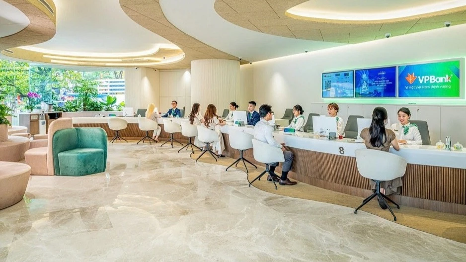 Duy trì đà tăng trưởng, ngân hàng tăng tốc dịp cuối năm