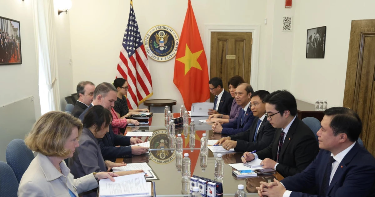 Việt Nam coi trọng bảo đảm chuỗi cung ứng toàn cầu thông suốt
