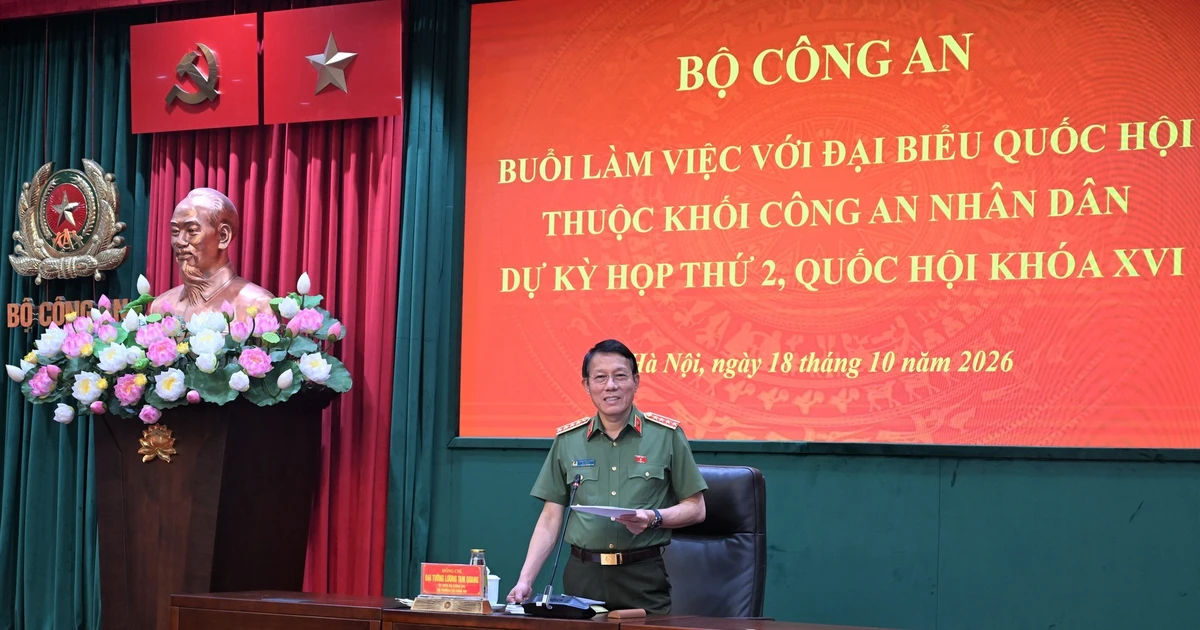 Bộ trưởng Lương Tam Quang làm việc với đại biểu Quốc hội thuộc khối Công an nhân dân dự Kỳ họp thứ 2, Quốc hội khóa XVI