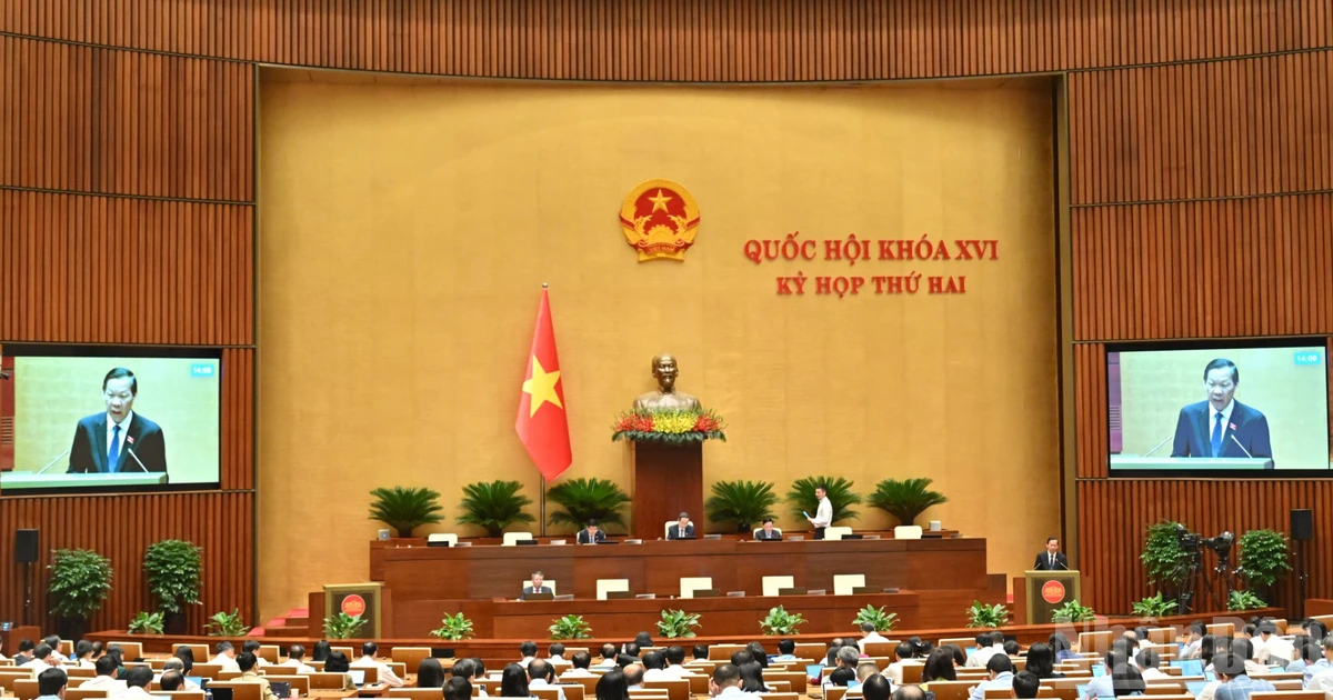 Đẩy mạnh phân cấp, phân quyền; đơn giản hóa thủ tục về kinh doanh bất động sản