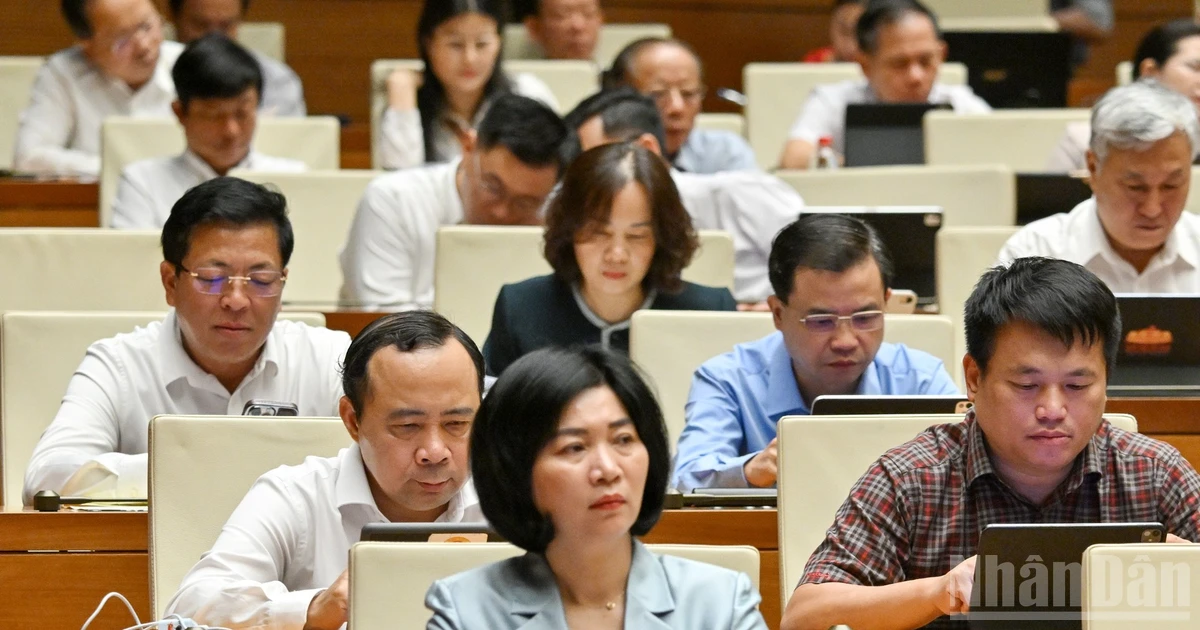 Quốc hội thảo luận về định hướng chính sách sửa đổi Luật Đất đai và Luật Nhà ở