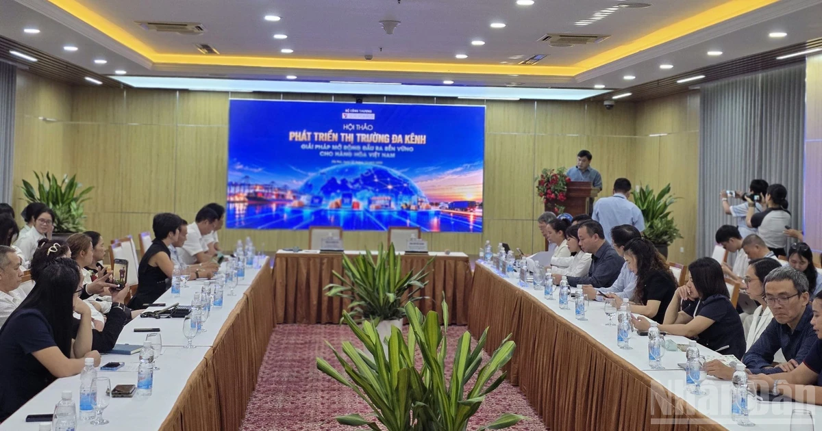 Phát triển thị trường đa kênh, mở rộng đầu ra cho hàng Việt