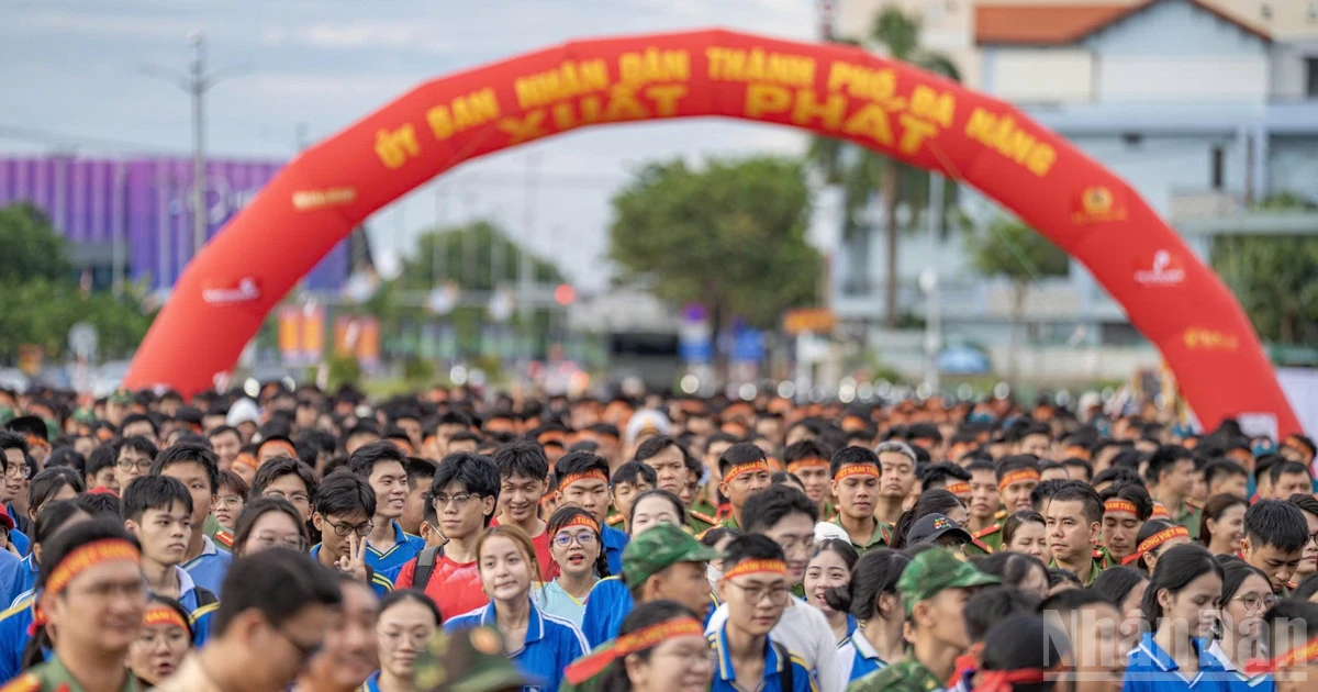 Những cảm xúc tại chương trình "Cùng Việt Nam tiến bước" trên địa bàn thành phố Đà Nẵng