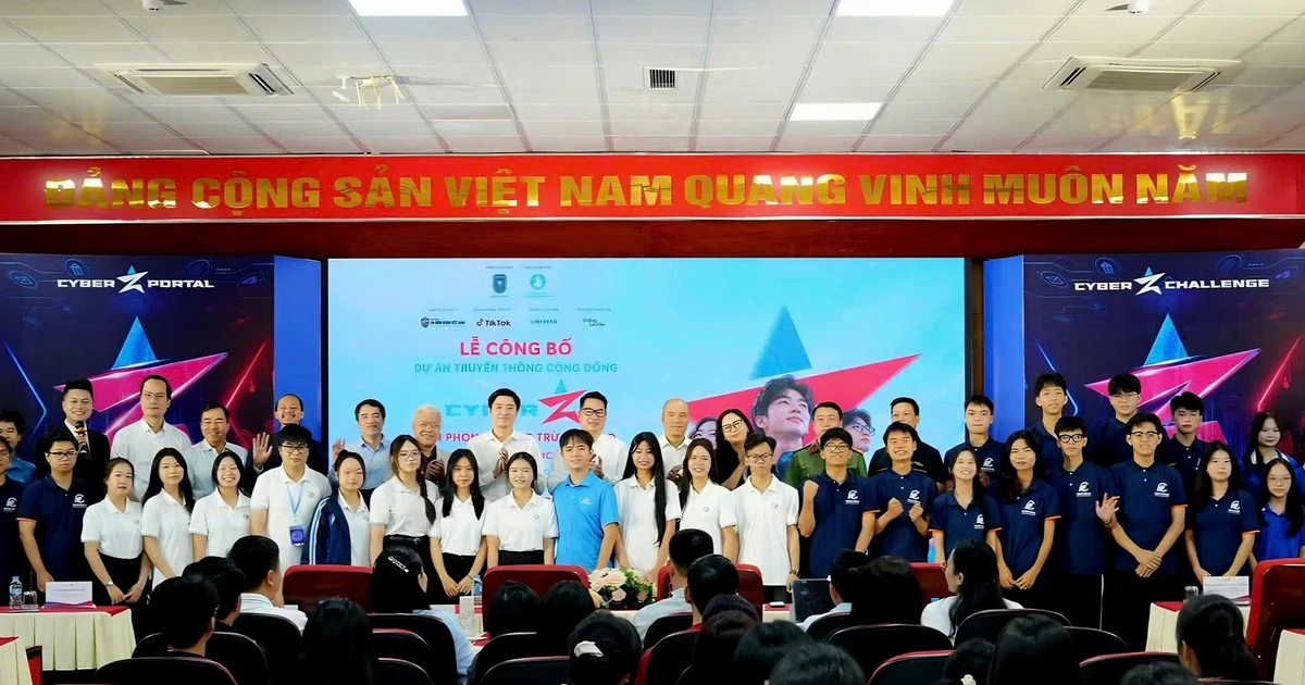 Sinh viên tiên phong trong phòng, chống lừa đảo trực tuyến
