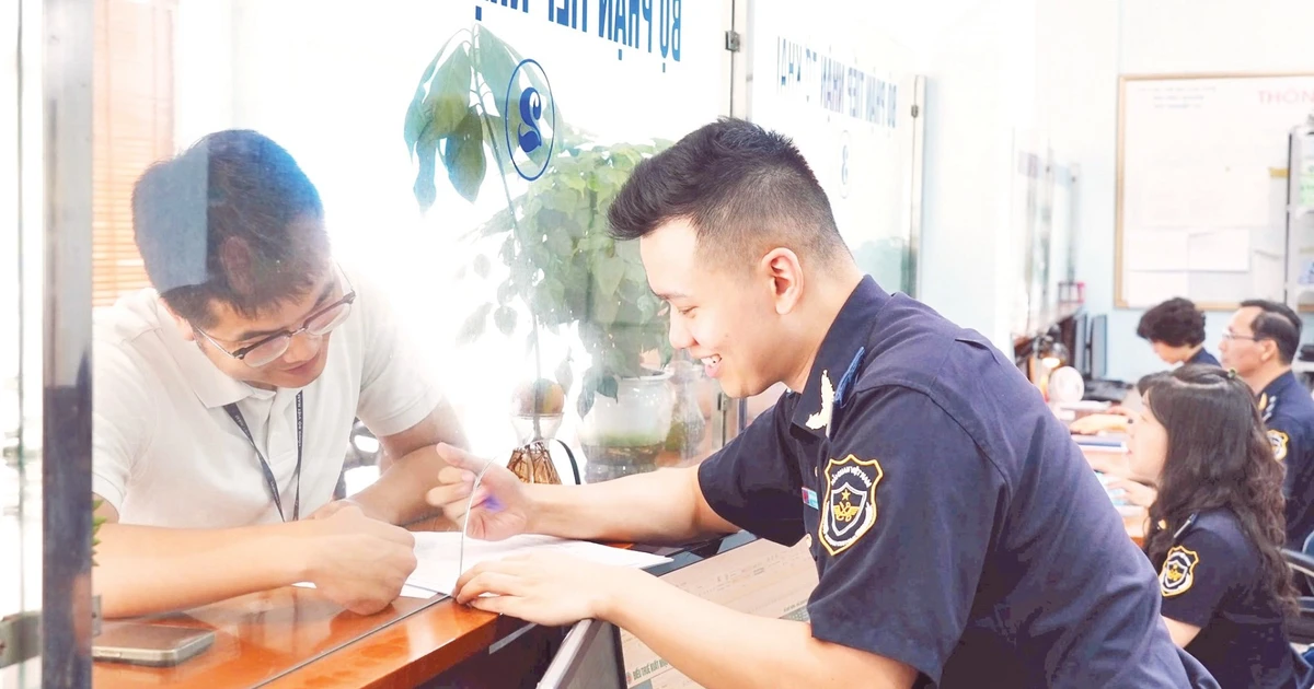 Đẩy mạnh hỗ trợ doanh nghiệp xuất, nhập khẩu - Báo Nhân Dân điện tử