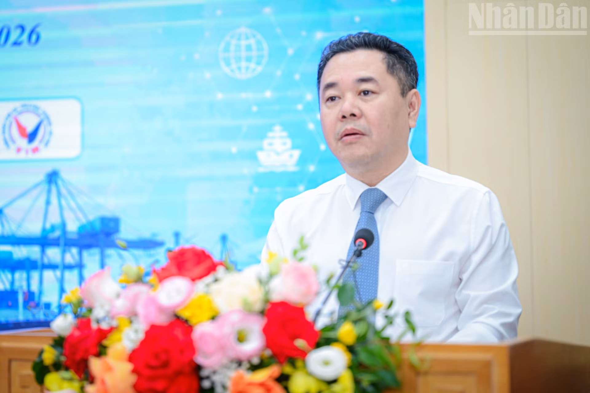 ndo_tr_mr-canh.jpg