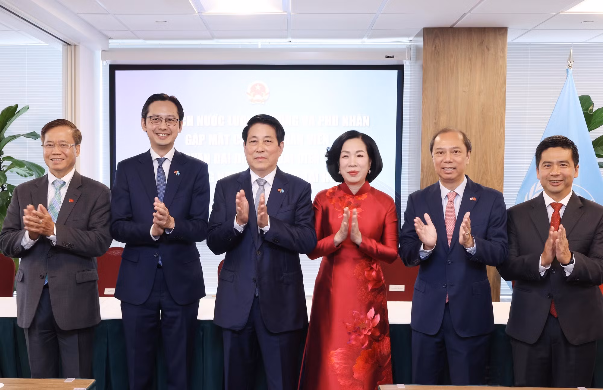 vna-potal-chu-tich-nuoc-tham-phai-doan-thuong-truc-viet-nam-tai-lien-hop-quoc-8295039-1.jpg
