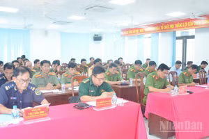 Các đại biểu dự hội nghị.