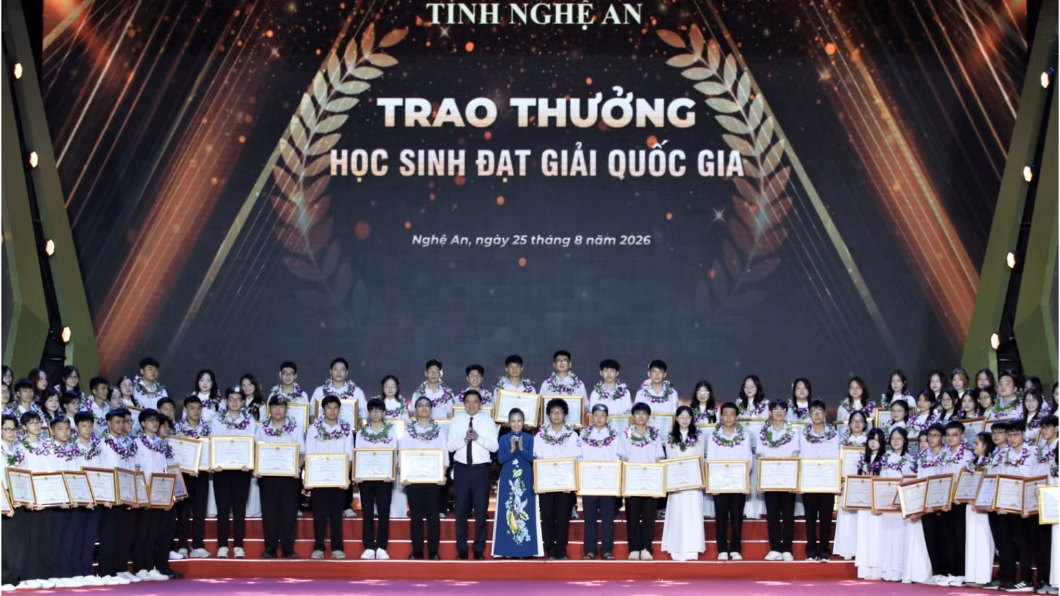 dc-hieu-trao-3964-8622.jpg