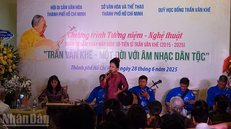 ndo_bl_dsc04122.jpg