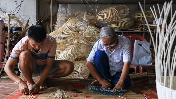 Làng nghề mây tre đan Phú Vinh, Hà Nội. (Ảnh: HÀ NAM)