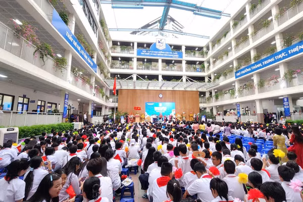 Lễ khai giảng năm học 2026-2027 tại Trường trung học cơ sở Giảng Võ. (Ảnh: LONG THÀNH)