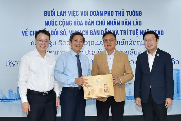 Việt Nam và Lào hướng đến mở rộng quan hệ trong lĩnh vực chuyển đổi số, bán dẫn, AI. (Ảnh: Bộ Tài chính)