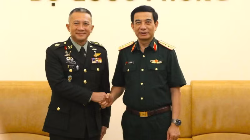 Bộ trưởng Phan Văn Giang tiếp Đại tướng Songwit Noonpackdee.