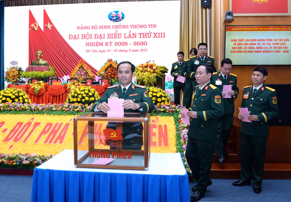binh-chung-thong-tin-6.jpg