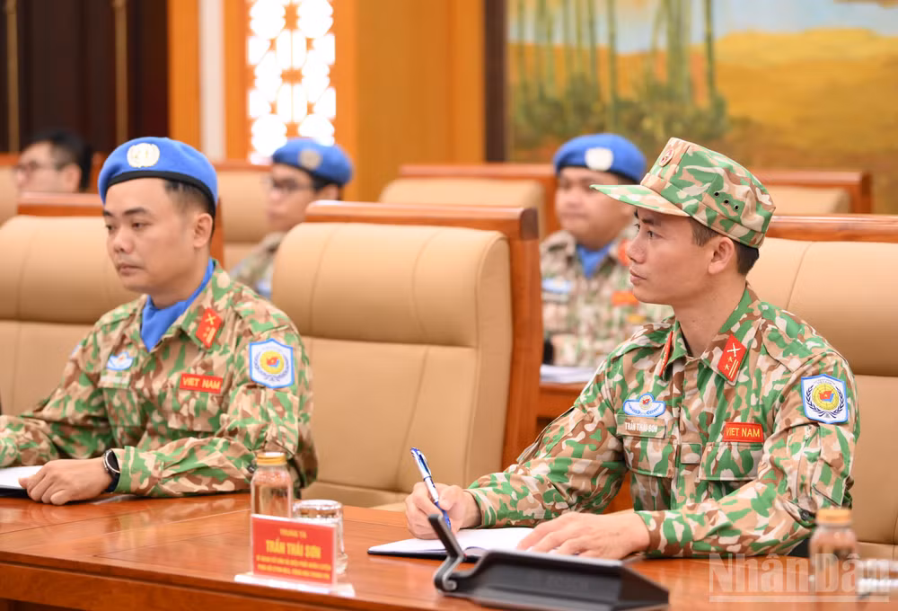 ndo_br_gin-giu-hoa-binh-3.jpg