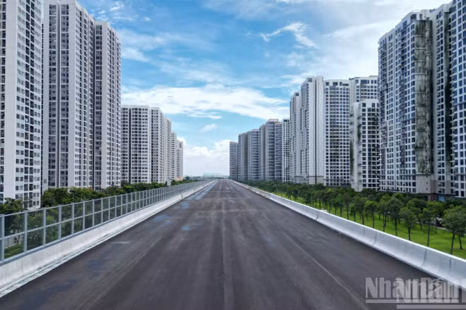 Gần 7km Vành đai 3 qua khu đô thị Thành phố Hồ Chí Minh với tường chống ồn.