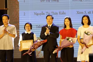 Gallery - Cuộc thi trắc nghiệm “Tìm hiểu 90 năm lịch sử vẻ vang của Đảng Cộng sản Việt Nam” - image 14